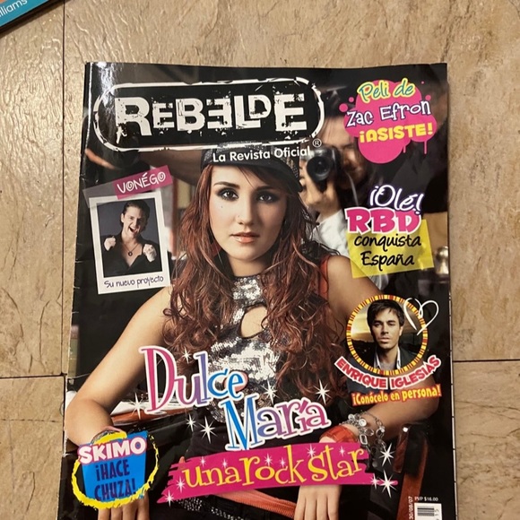 Rebelde magazine - Picture 2 of 5